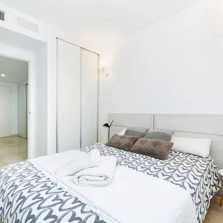 Tornado Sunrise Apartment *